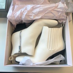 Just Fab Elise Heeled Western Bootie White Size 9